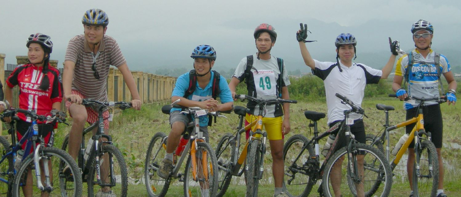 DH Long in Sinhbalo bicycle race - northwest challenge - June 2007