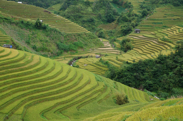 Cycling north Vietnam on the slow road 279