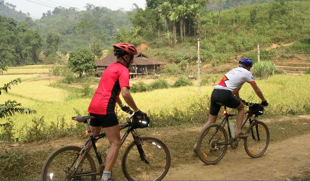 Cycling northwest Vietnam - BaBe national park to BacMe of HaGiang