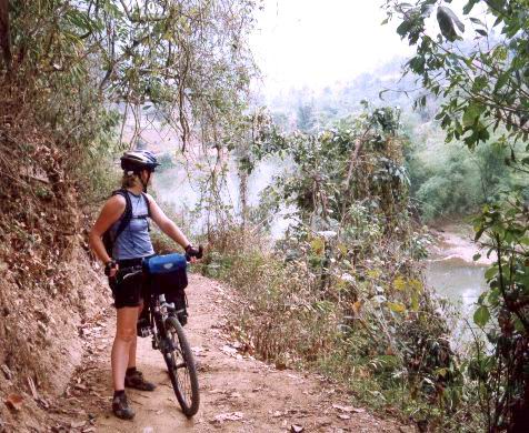 trail along Nang river