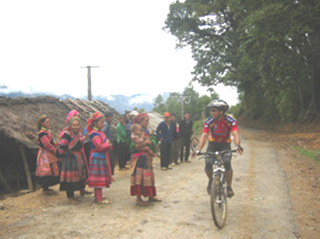 Road from Xin Man to Bac Ha