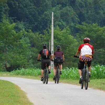 Cycling to Ba Be national park.