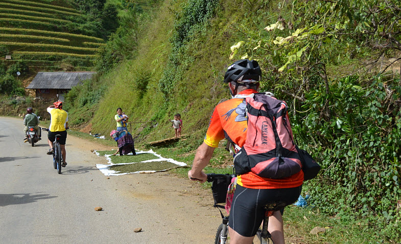 Cycling to Mu Cang Chai - north Vietnam