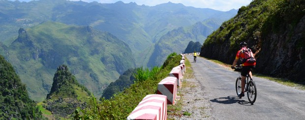 Ma pi leng pass - the giant pass in Vietnam - Ha Giang province